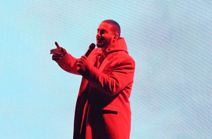 J Balvin And Maria Becerra Brought The Heat To The Grammys With Their Performance Of ‘Qué Más Pues?’