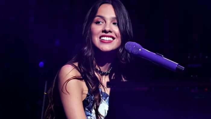 Avril Lavigne Joined Olivia Rodrigo To Perform ‘Complicated’ At Her Toronto Show