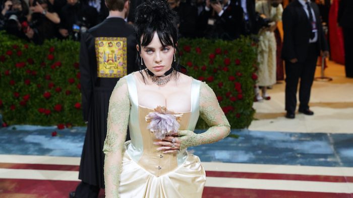 Billie Eilish, Chloe x Halle, Coldplay, And More Sign Global Citizen’s Letter To End Extreme Poverty