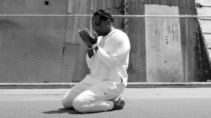 Kevin Gates Sources His Street Cred In The Chest-Beating ‘Intro’ Video