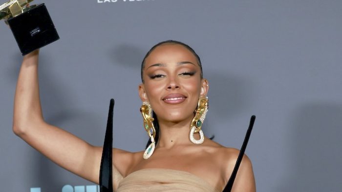 Doja Cat Shaves Her Head And Eyebrows: ‘I Don’t Like Having Hair’