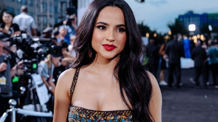 Becky G And Daviles De Novelda Seek To Reconnect As ‘Amantes’