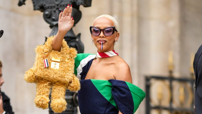 Doja Cat (Or ‘Fart,’ As She’s Now Known) Thanked Elon Musk For Helping Her Change Her Twitter Name