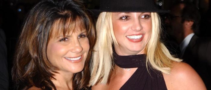 Britney Spears’ Mom, Lynne Spears, Reportedly Visited Her And Is ‘Committed’ To Mending Their Relationship