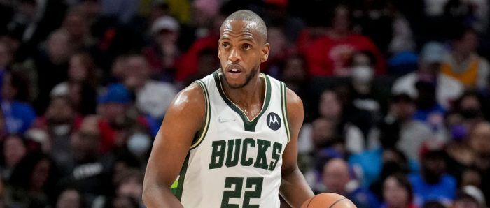 Khris Middleton Will Decline His Player Option And Hit Free Agency