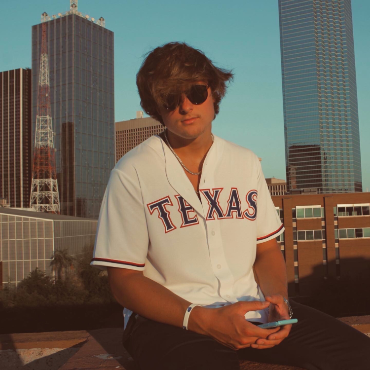 Carsn.: Crafting Harmonies and Dreams in “Make It Work”