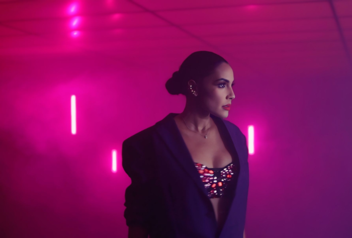 Crystal Starr’s Acoustic Soul: A New Take on “Don’t Waste the Night”