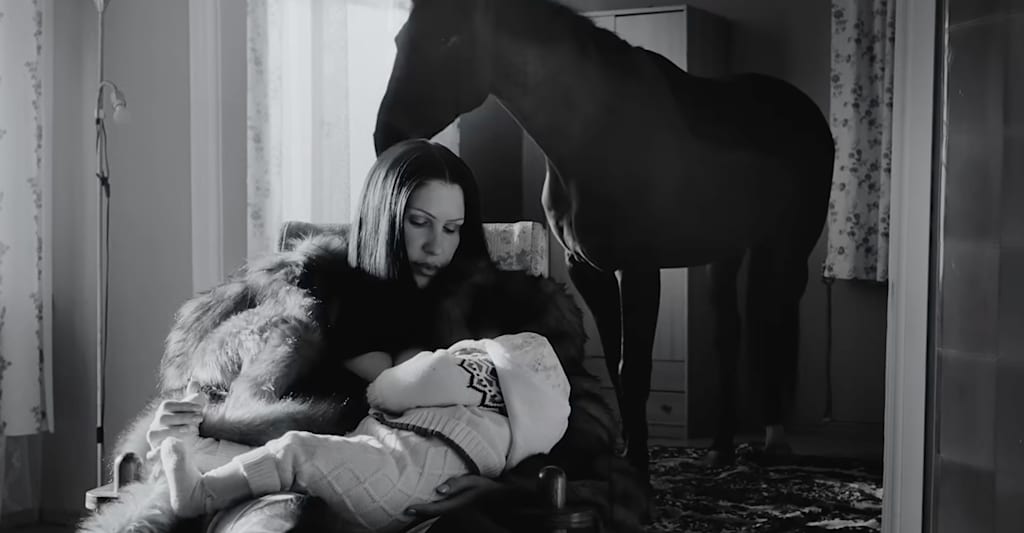 Eartheater Explores Motherhood on “Wasp In The Fig”