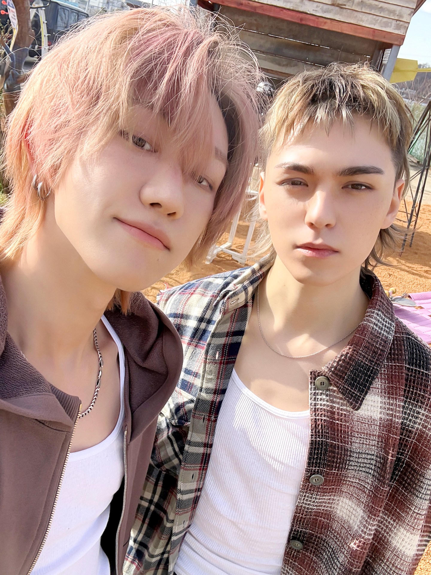 VERNON and THE 8