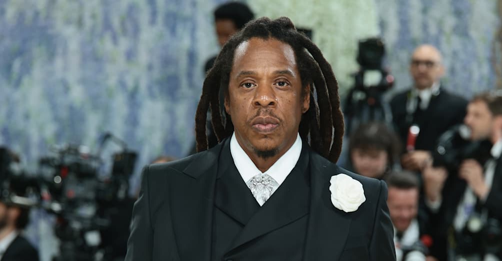 JAŸ-Z to Headline the 2027 Super Bowl Halftime Show